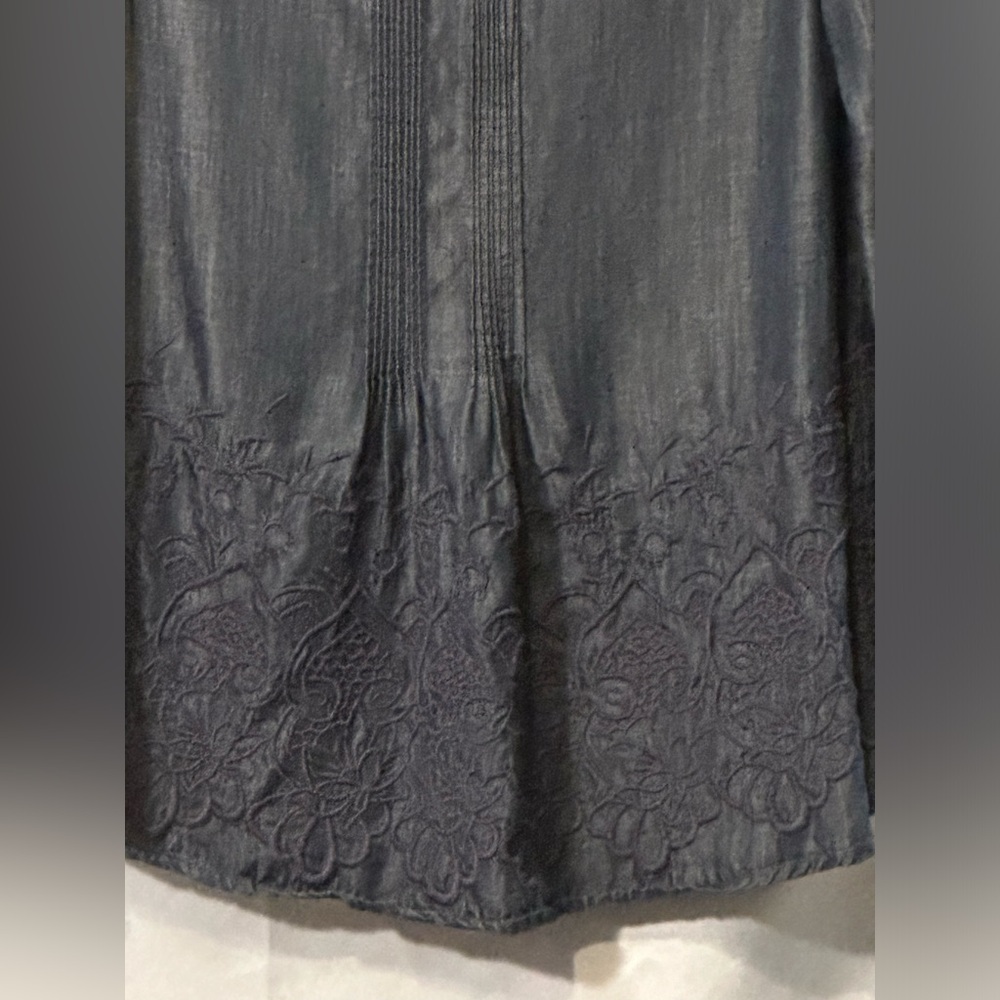 NWOT Coldwater Creek women’s petite medium 10-12 chambray oversized embroidered - Picture 4 of 4